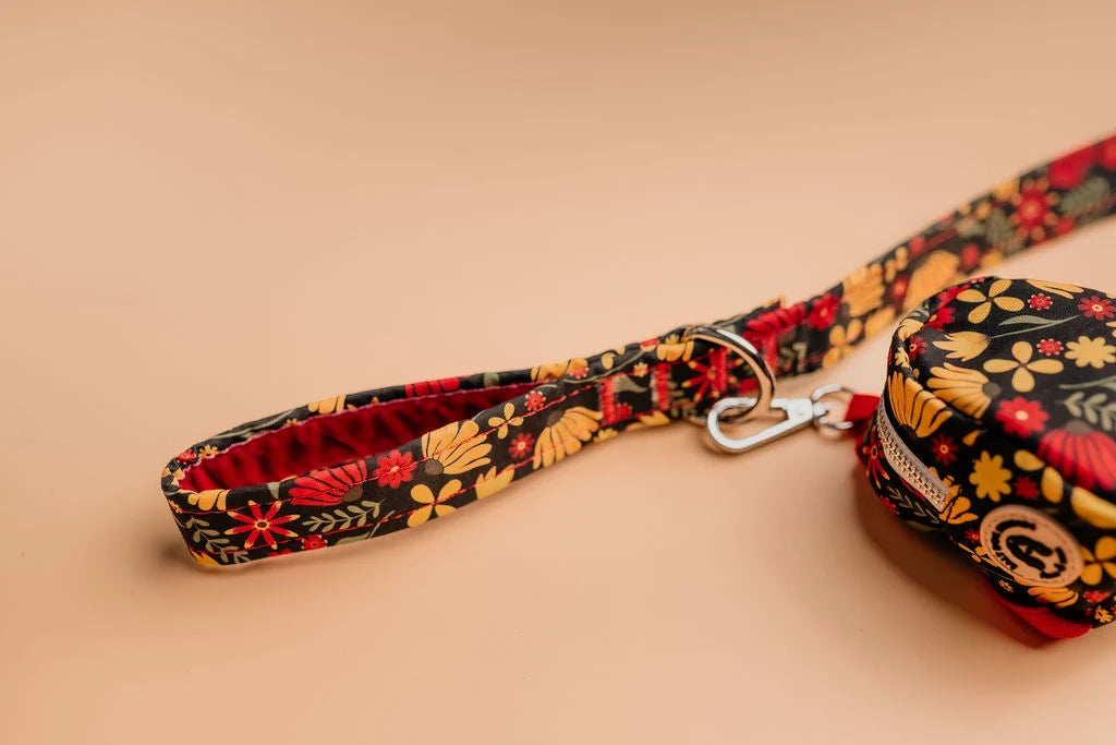 Folksy Flowers Poo Bag Holder