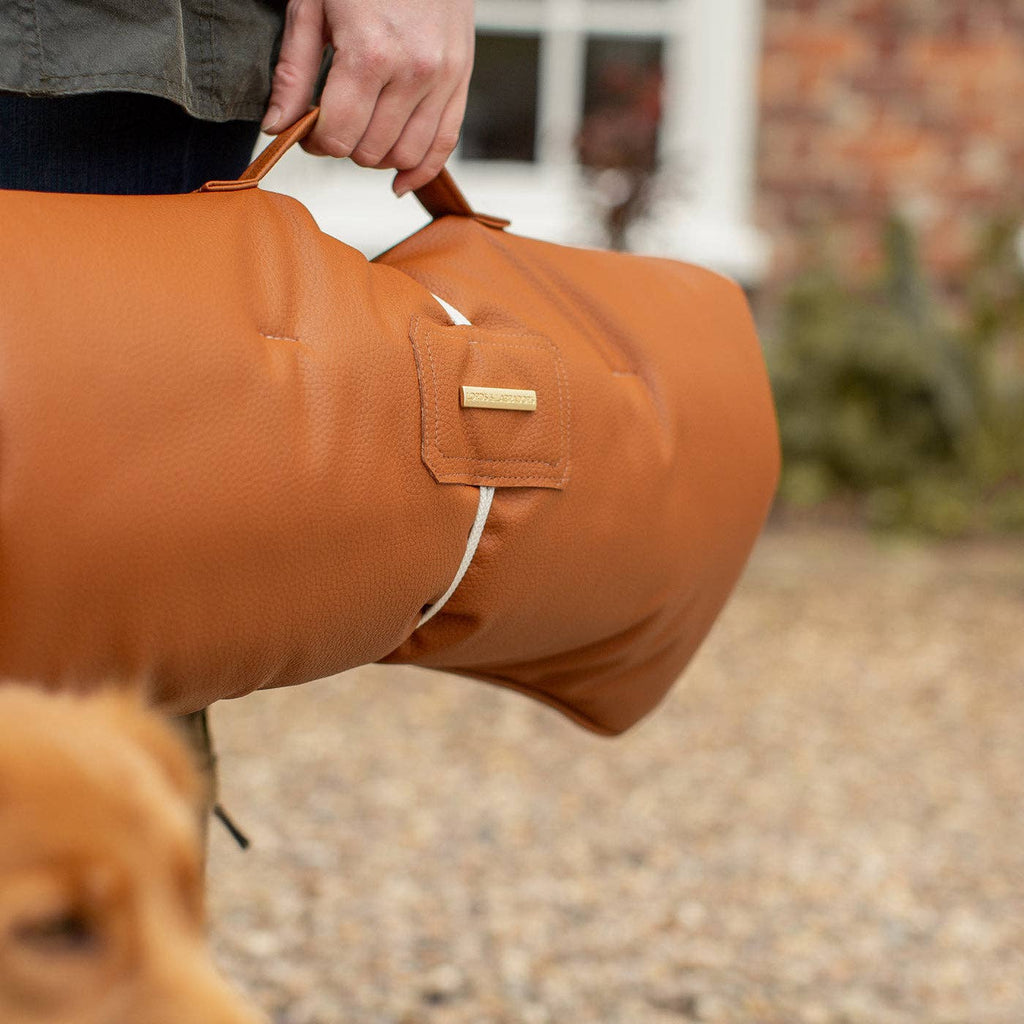 Travel Mat in Ember Rhino Tough Faux Leather
