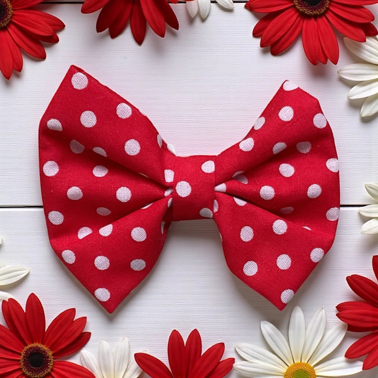 Bow Tie - Polka Dot Red